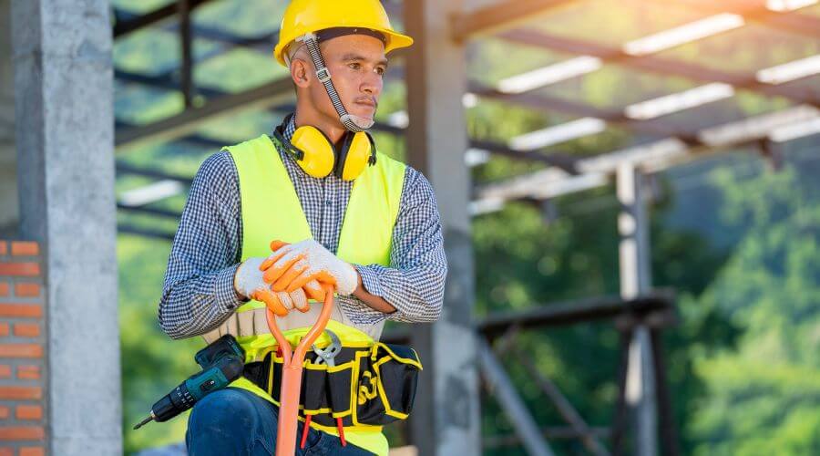 Expert Emergency Roof Repairs services in Naalehu, HI